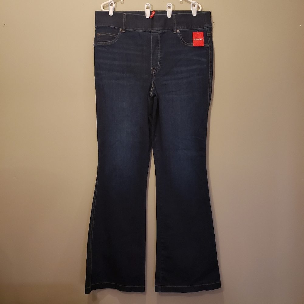NWT SPANX 37x34 Jeans Flare Dark Blue Midnight Shade Pull-On 20327R Size 1X